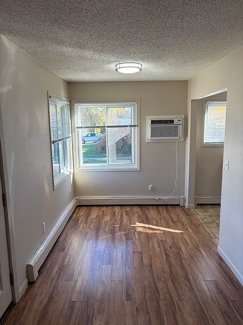 2 bed, $1,399 — Photo 2