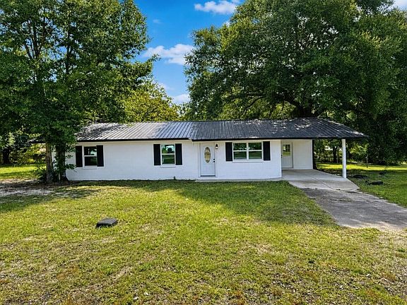 4th image of 49 Fredrick Dr