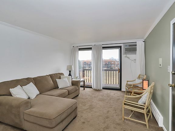 2nd image of 114 Boardwalk St Unit 2