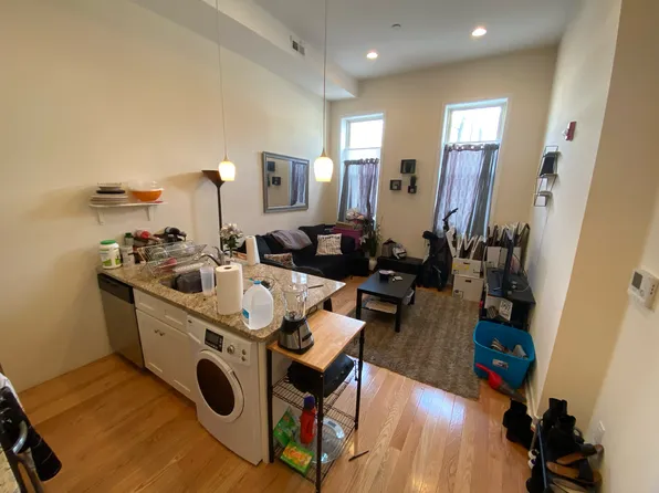 1904 W Girard Ave, Philadelphia, PA