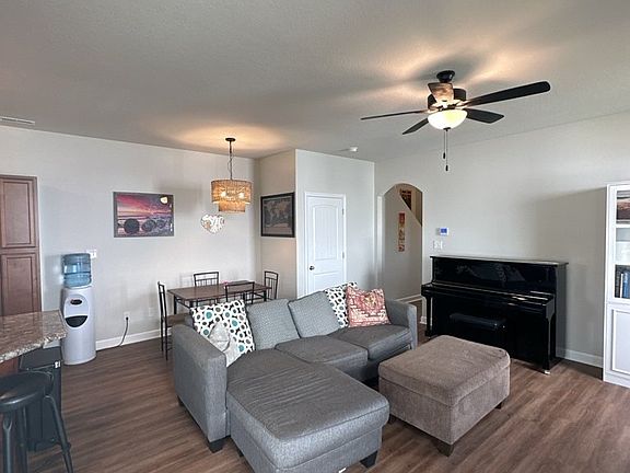 4th image of 213 Shallowbag Bay Ln