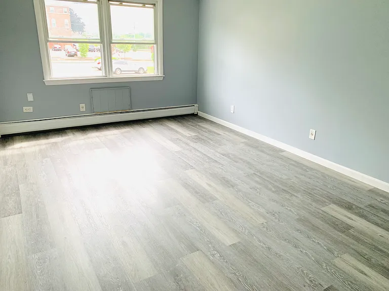 29 Woodbine St #7 — Photo 18