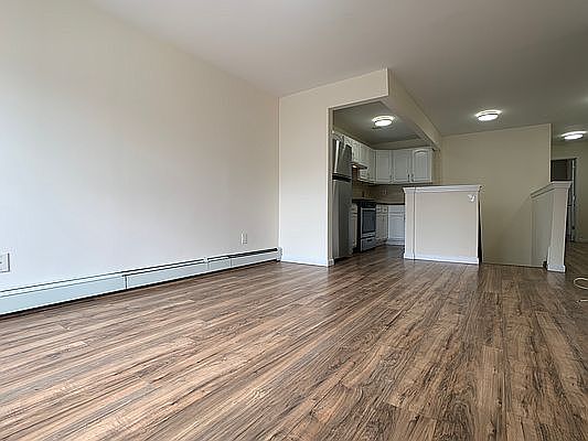 2nd image of 791 Herkimer St #1