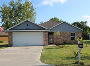 503 W Linney St, Dayton, TX 77535