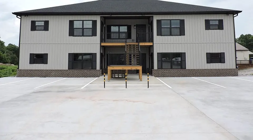 20 W French Ave #1A