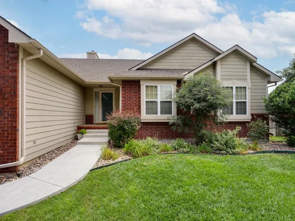 832 N Crest St, Wichita, KS 67206