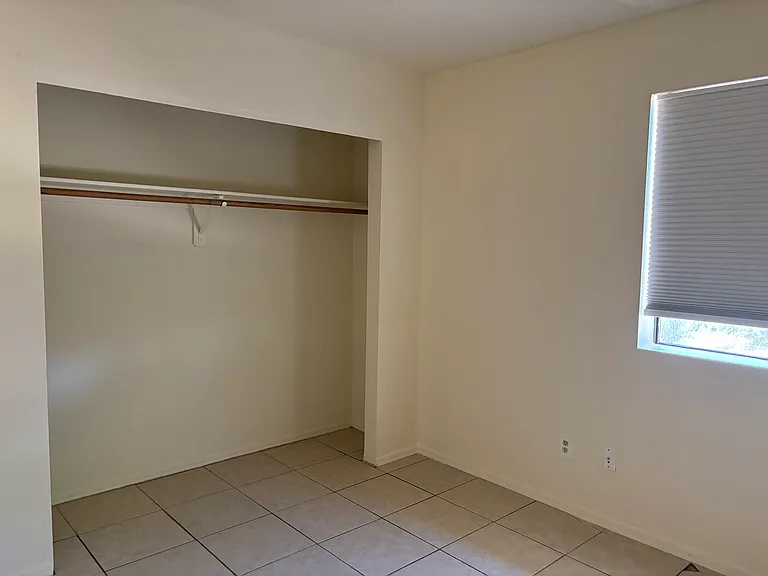 4224 E Lee St #2 — Photo 6