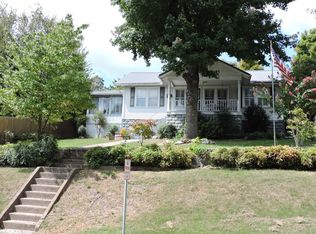 208 S Spring St, Harrison, AR 72601