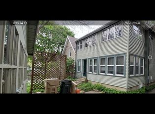114 N 5th St #1, Madison, WI 53704