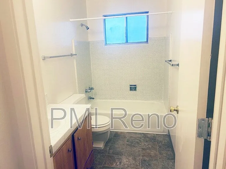 415 Greenbrae Dr #G — Photo 8