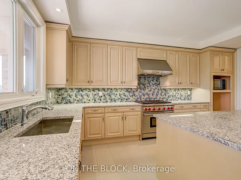 24 Whitewood Dr — Photo 27
