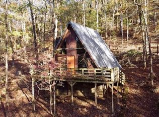 1494 Private Road 2704, London, AR 72847