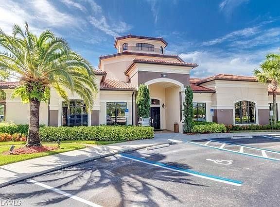 3rd image of 12920 Positano Cir APT 301