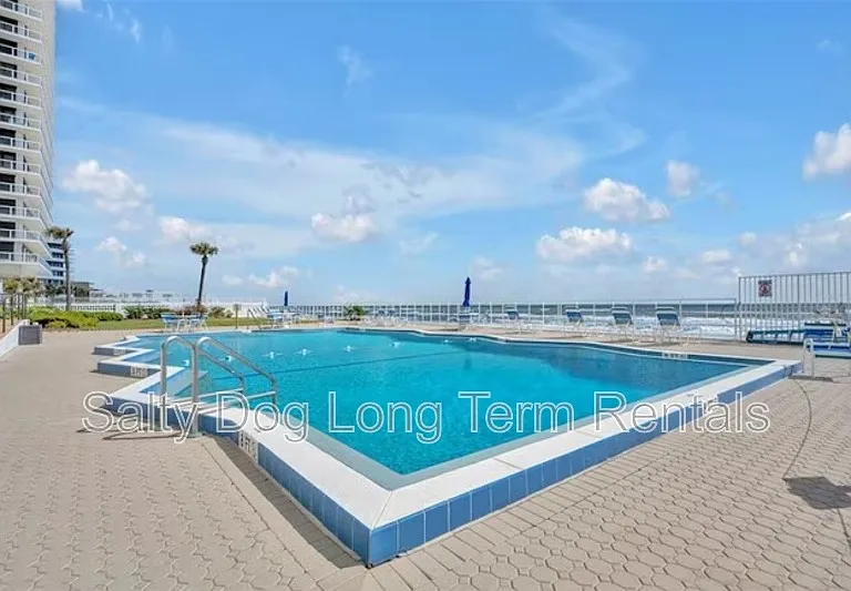 2900 N Atlantic Ave #703 — Photo 25
