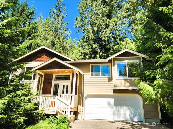 8 Horseshoe Circle, Bellingham, WA 98229