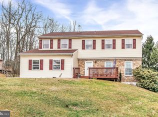 14884 Keesey Ct, Stewartstown, PA 17363