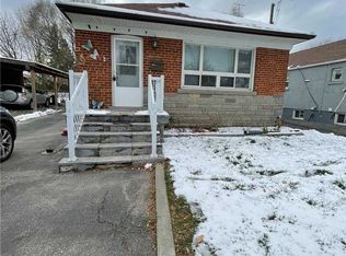 1018 Kennedy Rd #A-E04, Toronto, ON M1P 2K6
