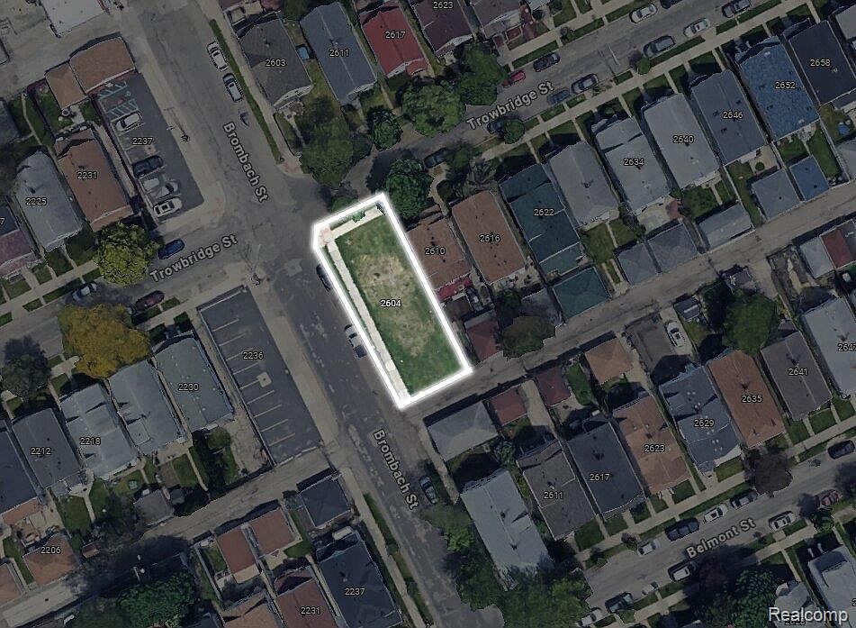1st image of 2604 Trowbridge St