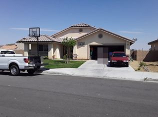 2053 E Jenner St, Lancaster, CA 93535