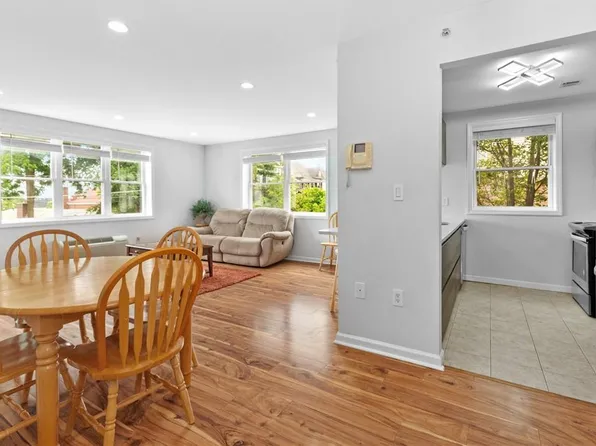 342 Westchester Avenue #13E, Port Chester, NY 10573