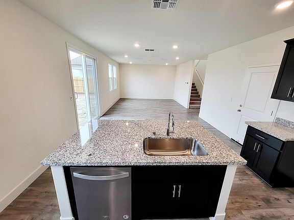 2nd image of 940 Osprey Dr