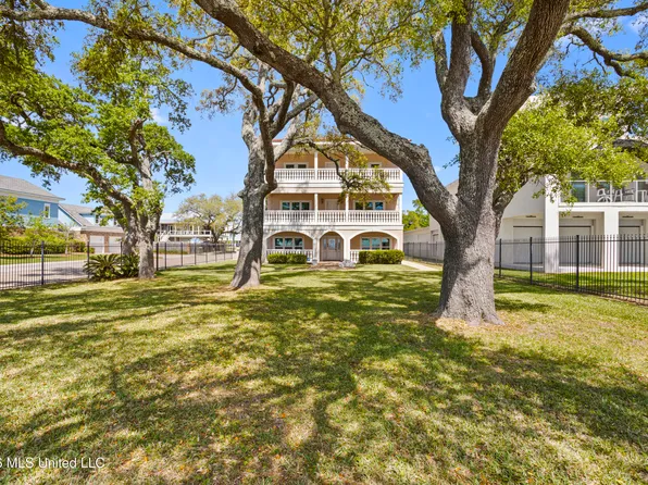 1100 E Beach Blvd, Long Beach, MS 39560