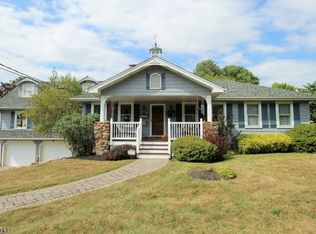 1377 Meiners Dr, Basking Ridge, NJ 07920