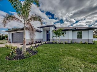 2322 SW 20th Ter, Cape Coral, FL 33991