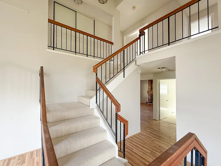 118 Meadowlark Way — Photo 16