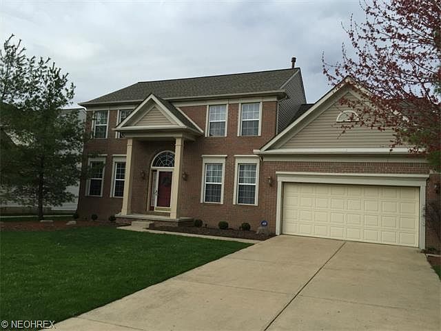 1st image of 836 Eliza Ct