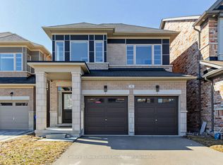 95 Chouinard Way, Aurora, ON L4G1B7