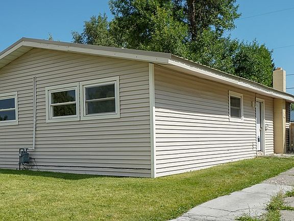 2nd image of 1148 Johnson St