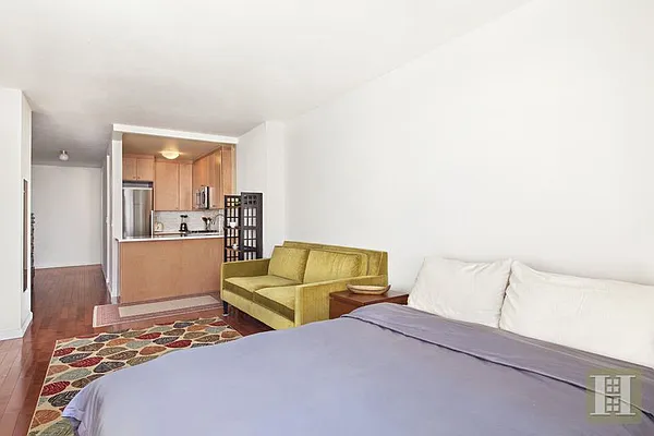 Rented by Halstead Real Estate | media 18