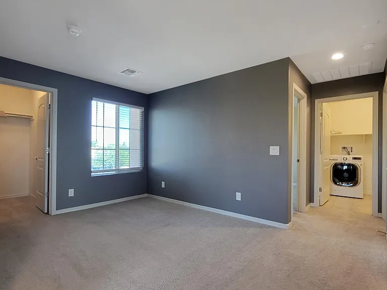 56 S 190th Ln — Photo 20