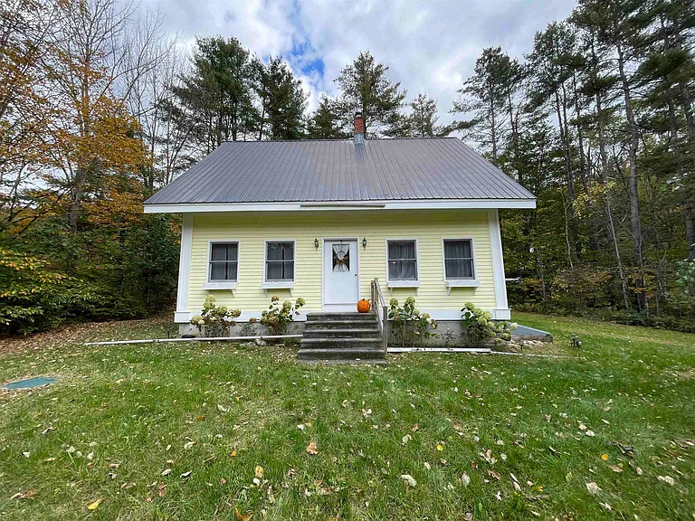 23 Turner Hill Rd — Photo 2