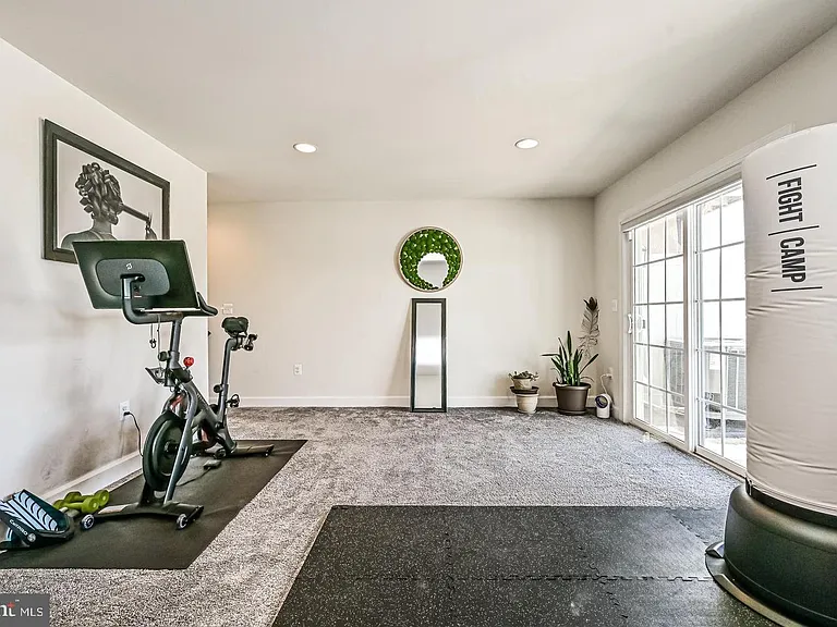 13821 Litespeed Way — Photo 39