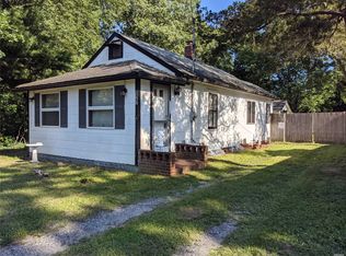 820 Easton St, Ronkonkoma, NY 11779