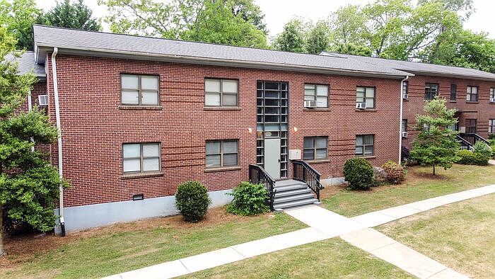 1st image of 112 Morningside Dr