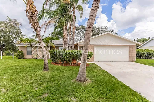 1040 Grandview Cir Photo 1