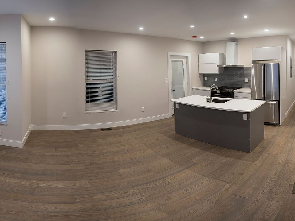 1st image of 48-50 Tuttle St #1