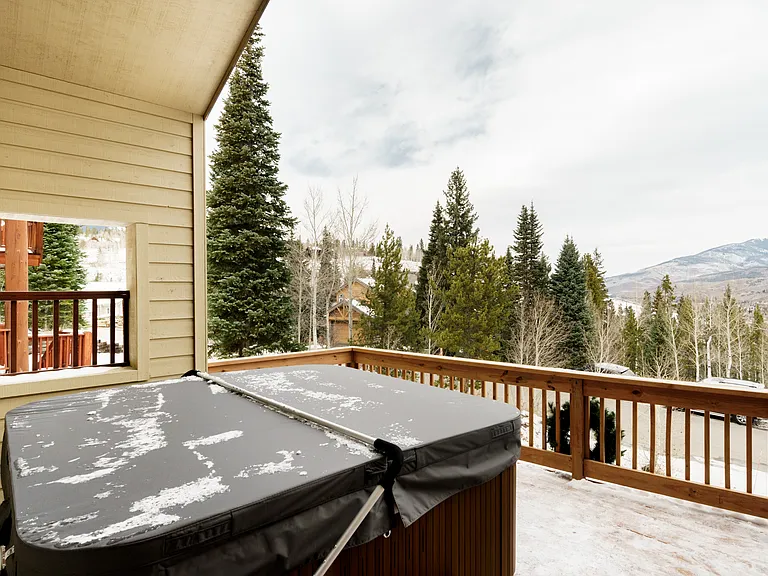 213 Fawn Ct — Photo 35