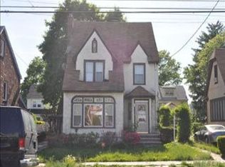 11116 199th St, Saint Albans, NY 11412