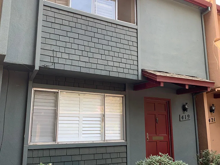 419 Alvarado Ave — Photo 16