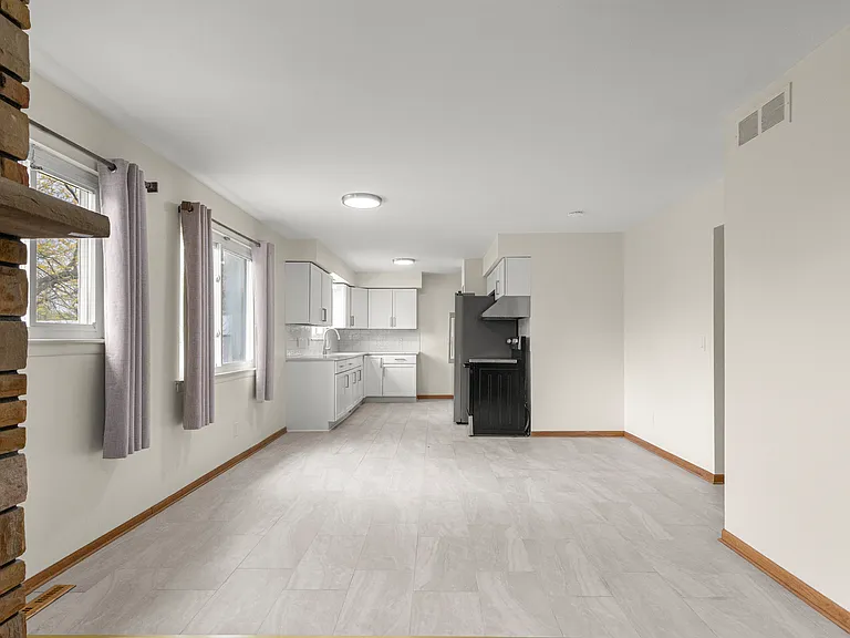 20325 Westview Dr — Photo 29
