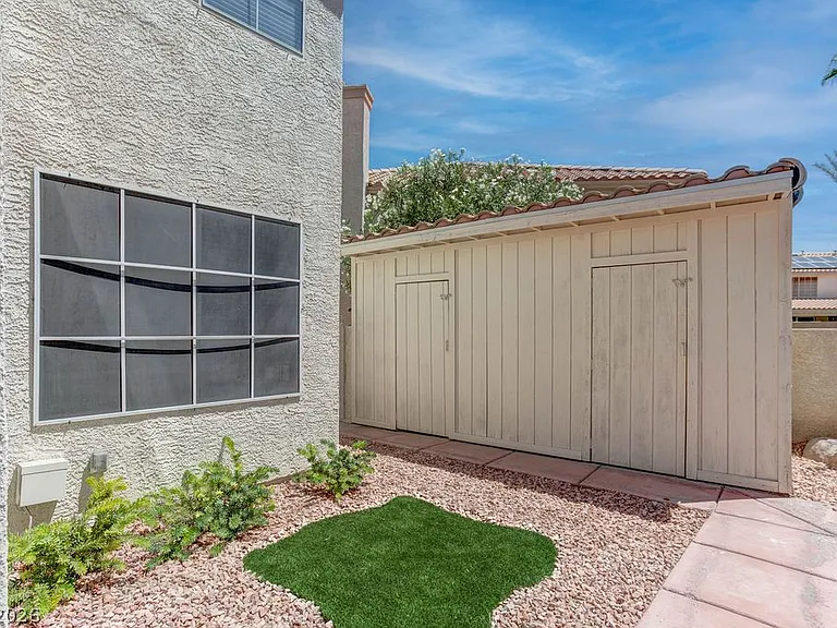 1 Rising Sun Ct — Photo 38