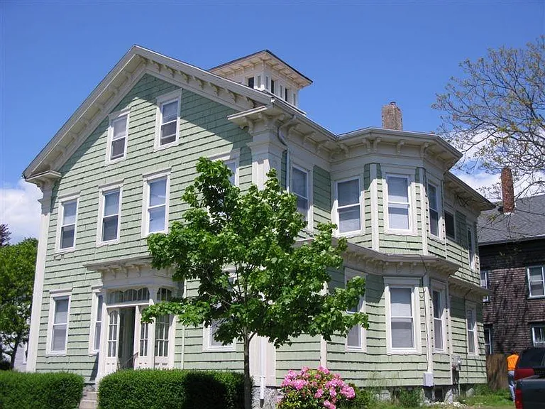 44 Chestnut St #1 — Photo 1