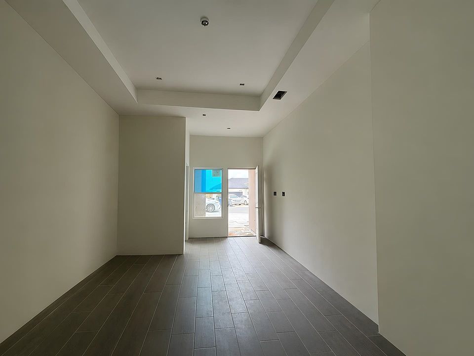 3804 Yoyis St, Laredo, TX 78046 | Zillow