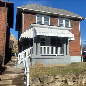 529 Maple St, East Pittsburgh, PA, 15112