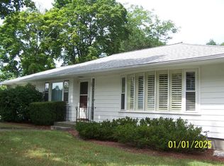 22 Cardinal Rd, Worcester, MA 01602