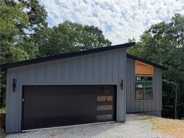 19 Shetland Dr, Bella Vista, AR 72715